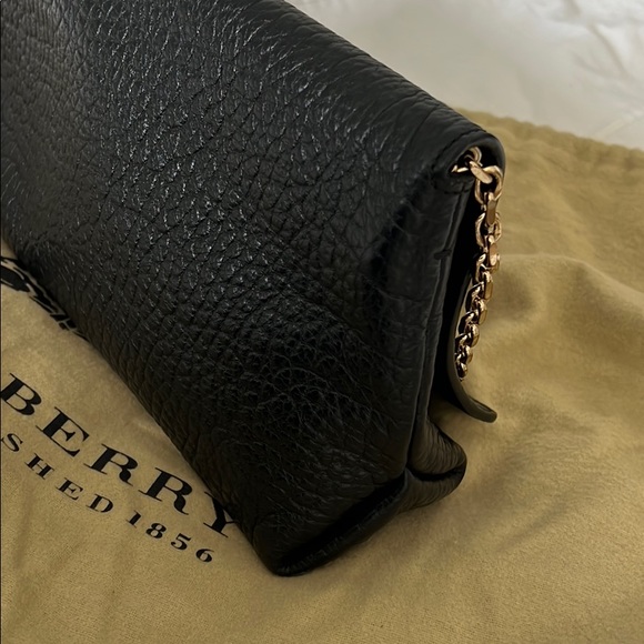 Burberry medium mildhenhall clutch - Picture 4 of 5
